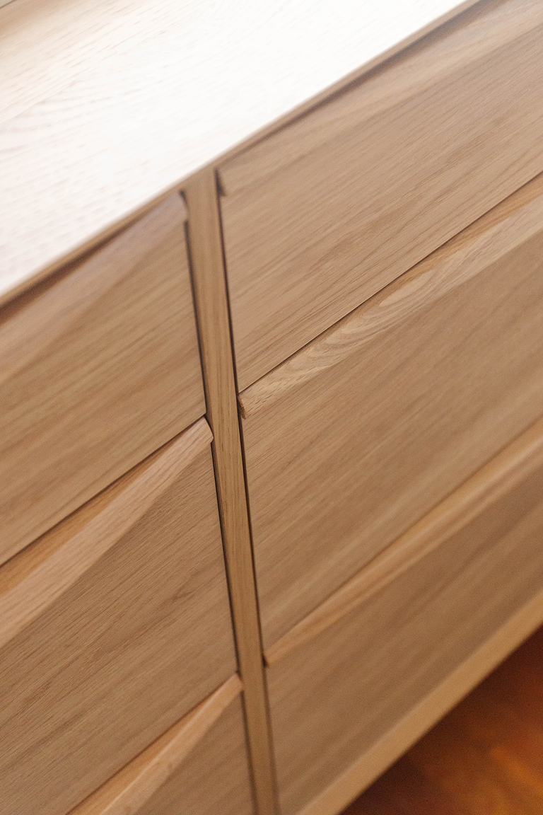 Colorful Boho Primary Bedroom Tour | dreamgreendiy.com + @article #ourArticle #ad #leniadresser #lenianightstand #leniabed