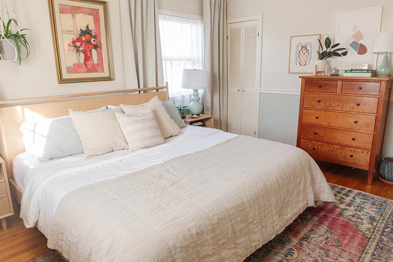 Colorful Boho Primary Bedroom Tour | dreamgreendiy.com + @article #ourArticle #ad #leniadresser #lenianightstand #leniabed