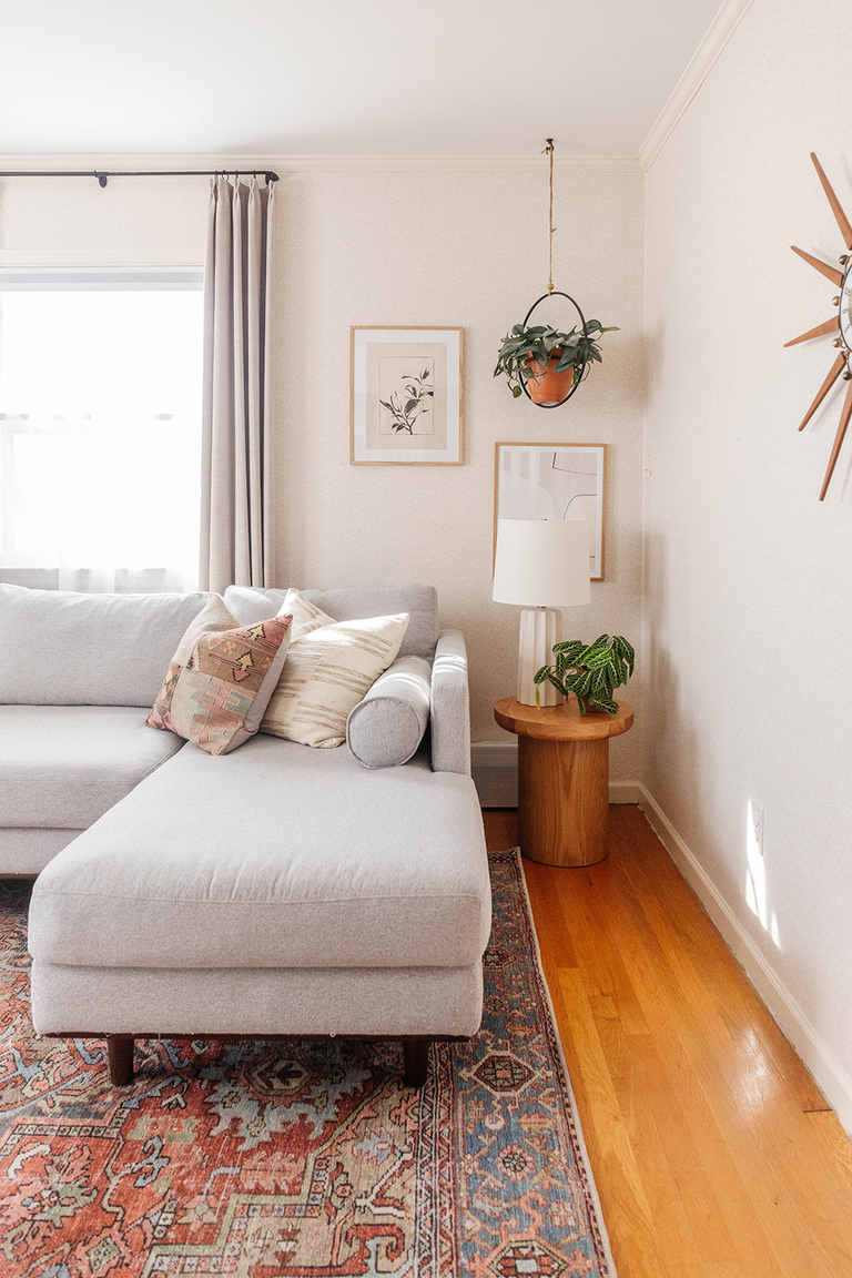 Colorful Modern Lounge Living Room Home Décor Inspiration