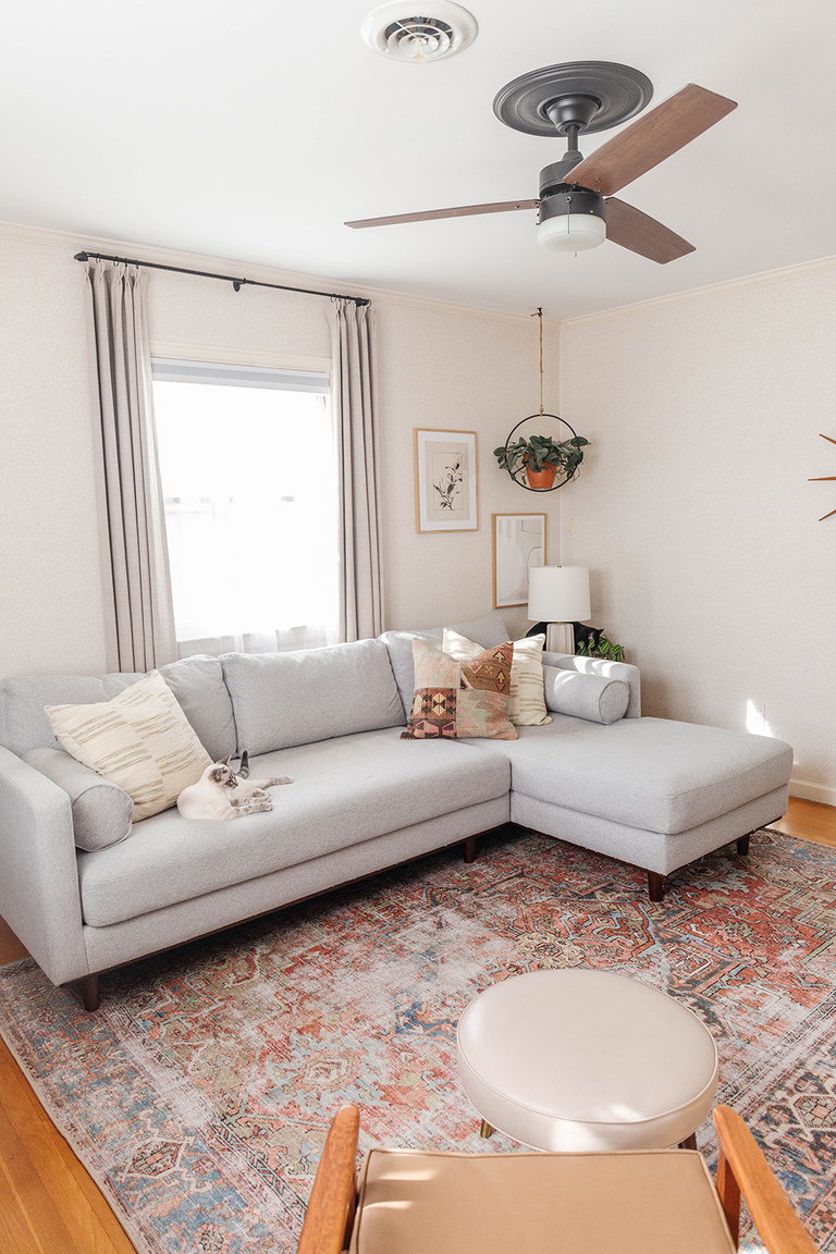 Colorful Modern Lounge Living Room Home Décor Inspiration