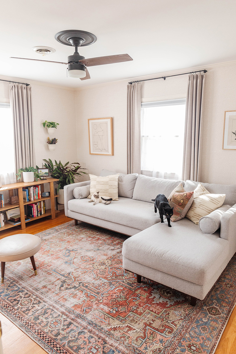 Colorful Modern Lounge Living Room Home Décor Inspiration