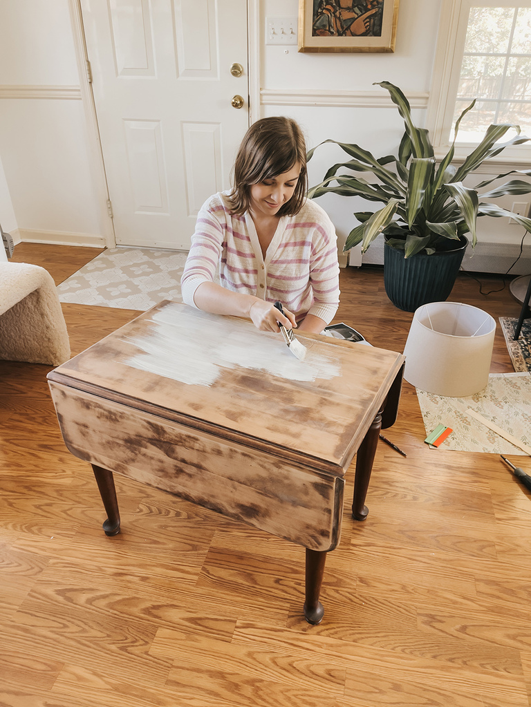 DIY Painted Secondhand Table Makeover