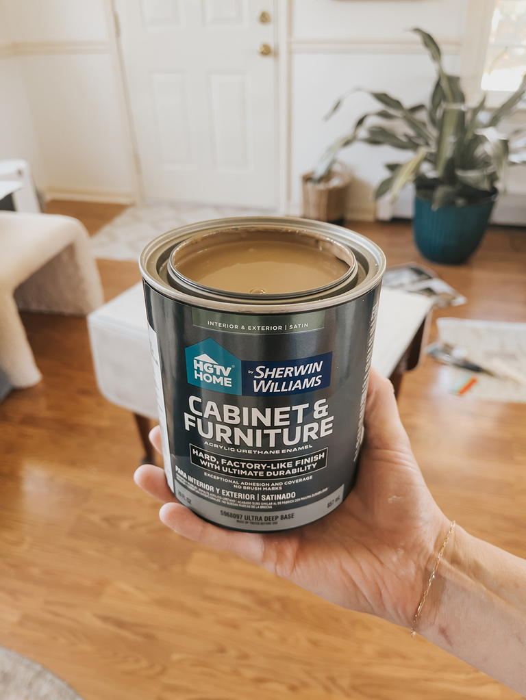 DIY Painted Secondhand Table Makeover