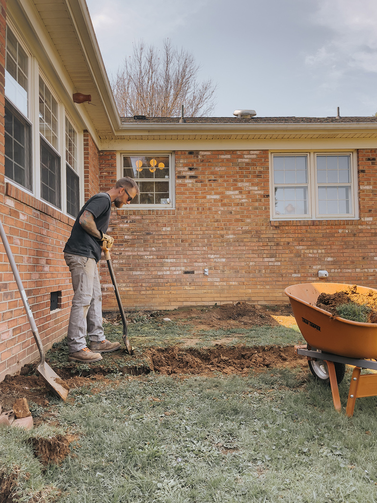How To Build A DIY Hardscape Patio