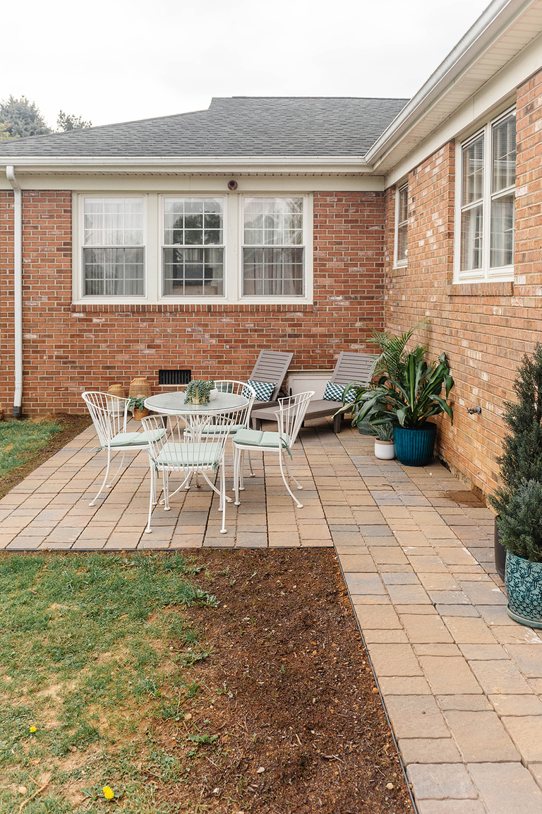 How To Build A DIY Hardscape Patio