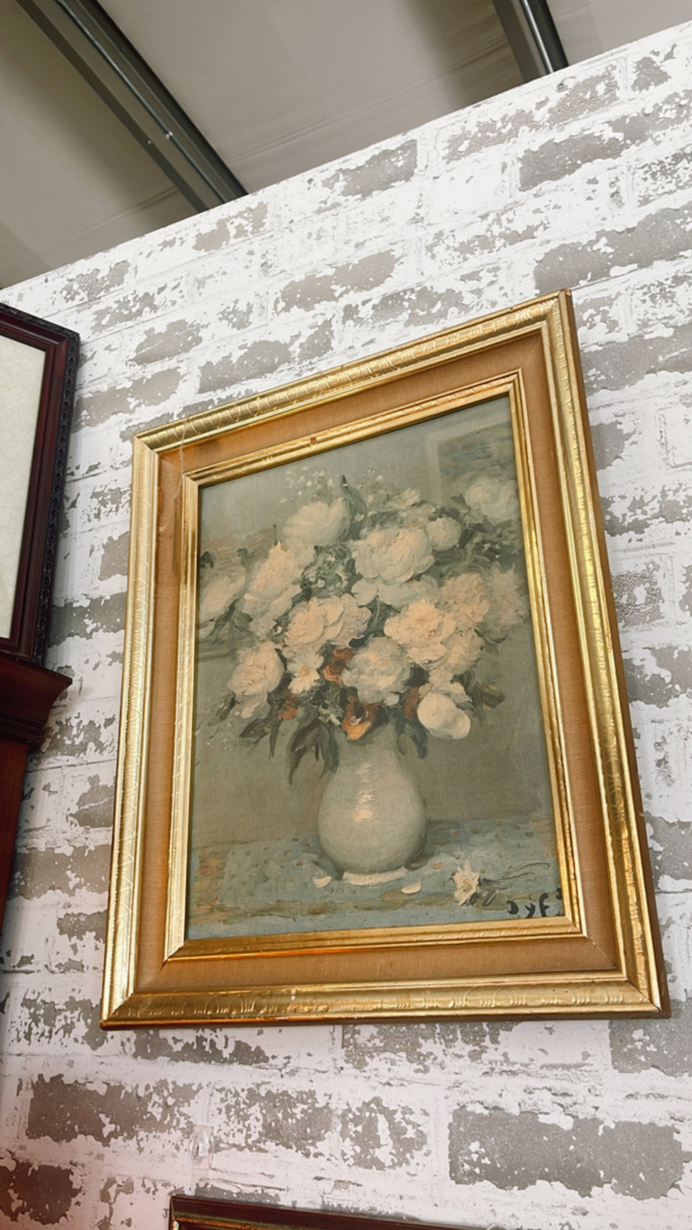 Styling Secondhand Décor Finds
