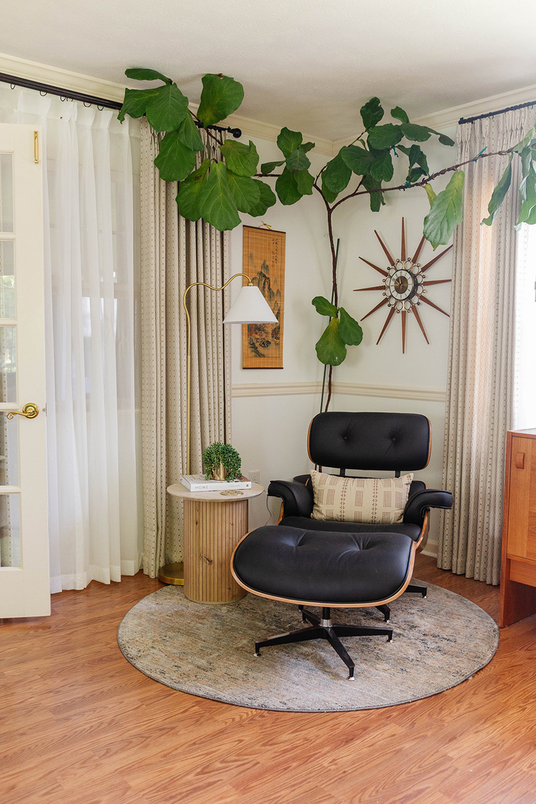 2 Affordable Easy-To-Assemble Tables