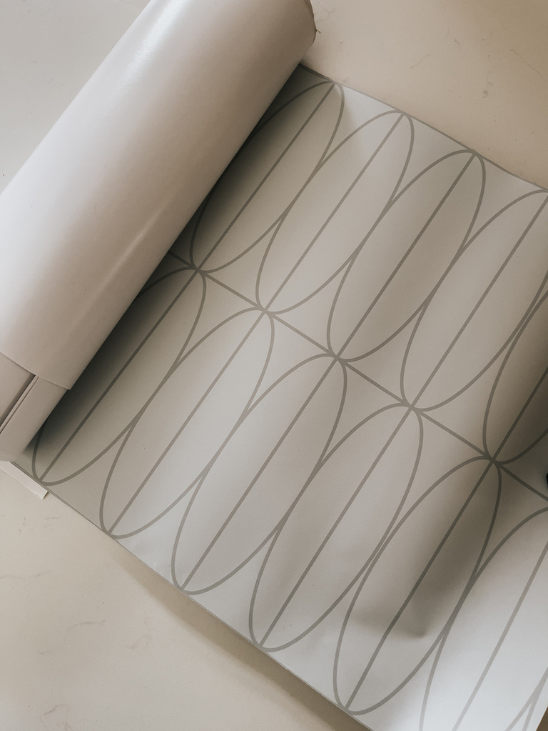 Snug Makeover Using Mixed Wallpapers