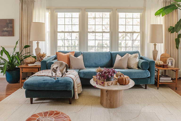 Easy Living Room Fall Decorating Ideas