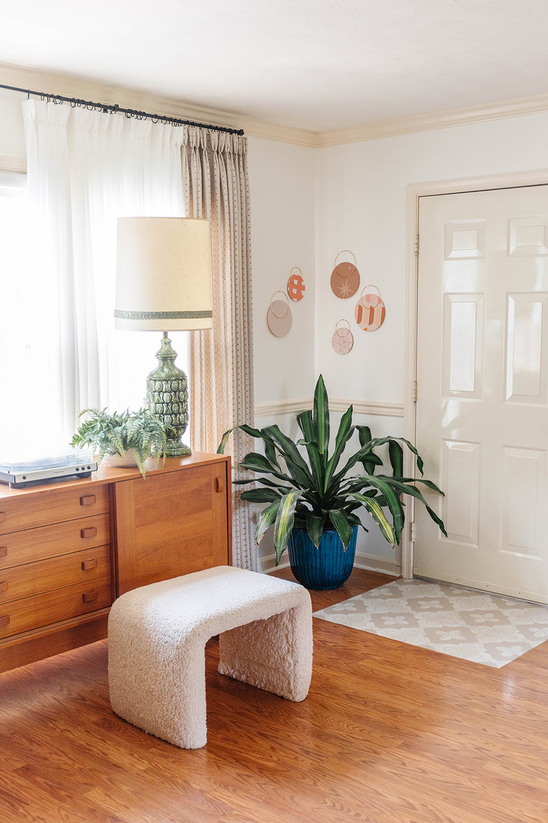 DIY Wallpaper Scraps Wall Hanging Art