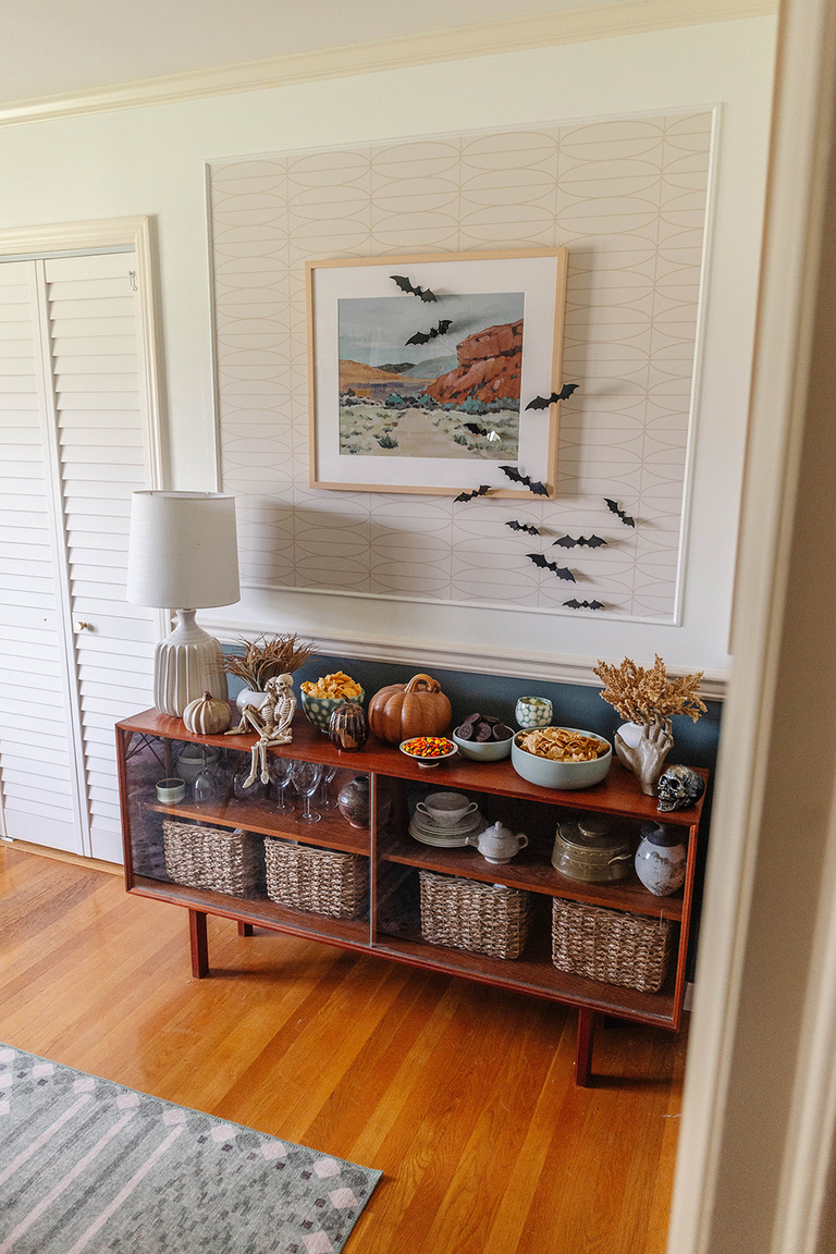 Easy Halloween Party Buffet Styling Ideas