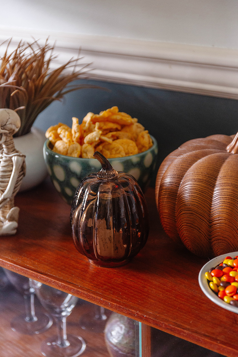 Easy Halloween Party Buffet Styling Ideas