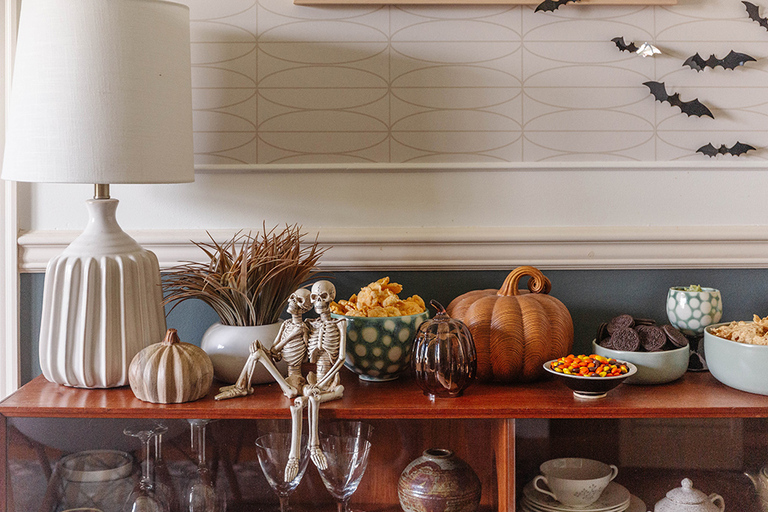 Easy Halloween Party Buffet Styling Ideas