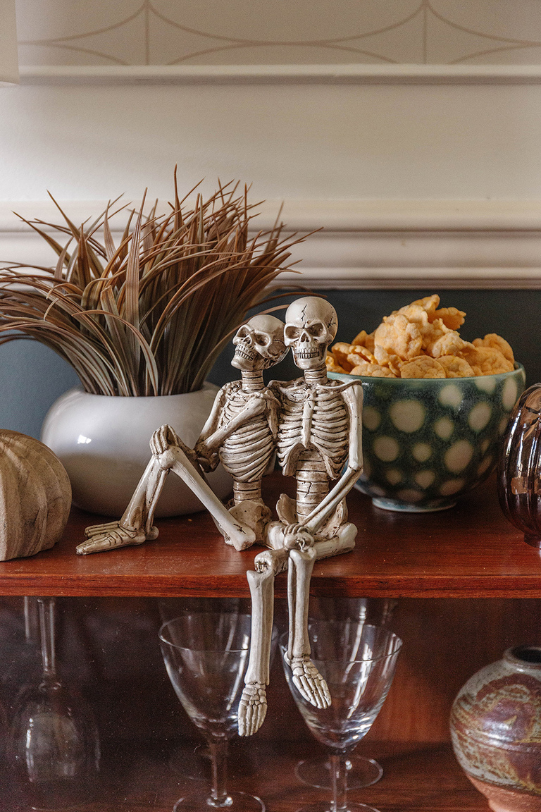Easy Halloween Party Buffet Styling Ideas