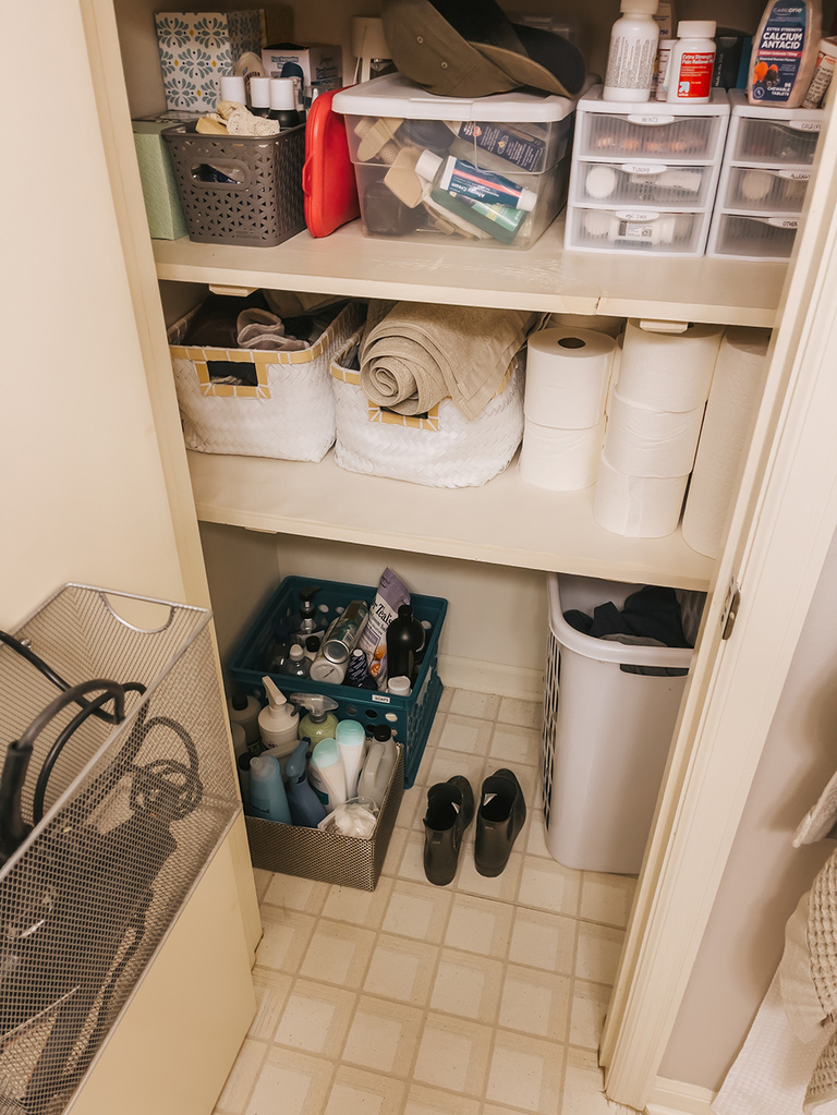 DIY Wallpaper Shelf Liner For Your Closet