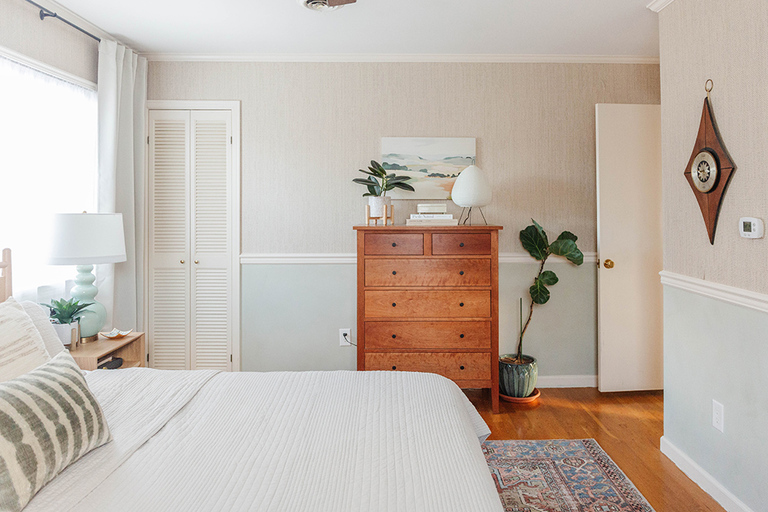Faux Grasscloth Wallpaper In Our Bedroom