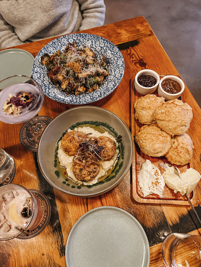 Easy Microwave-Friendly In-Room Motel Dinner